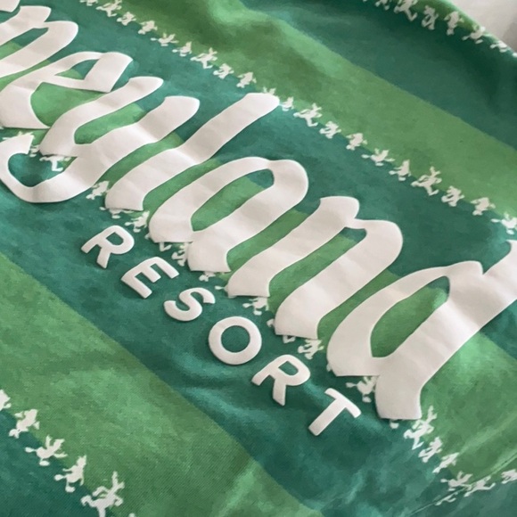 NWOT DISNEYLAND RESORT JERSEY - Picture 7 of 9